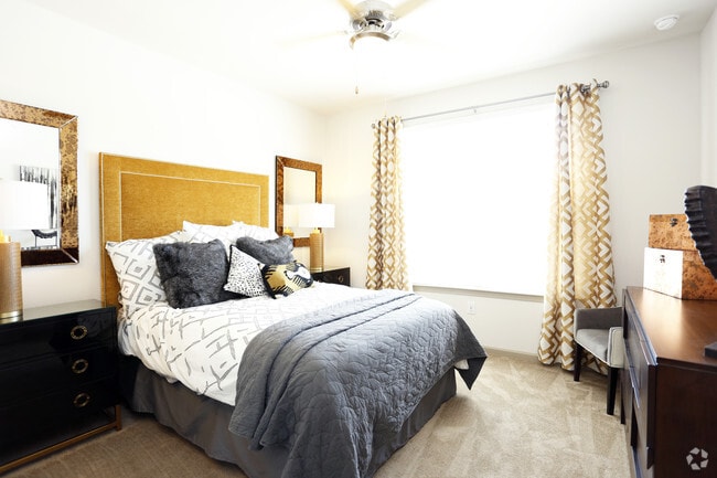 Photo - The View at Crown Ridge