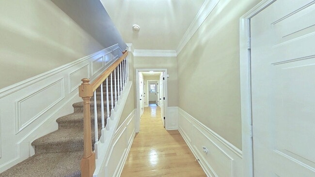 Photo - 5149 Manerdale Dr SE