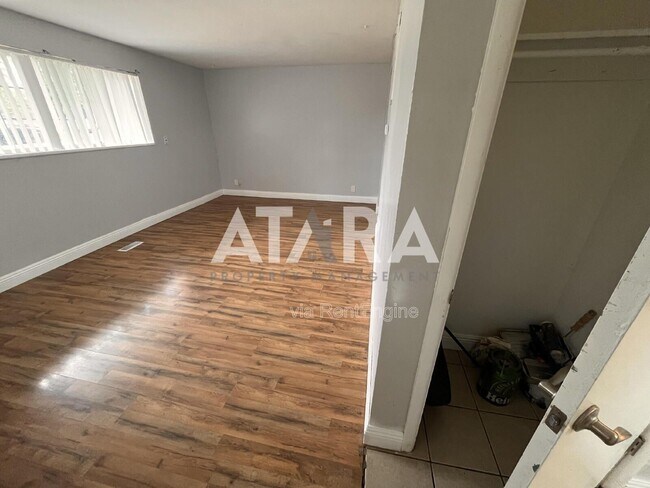 Photo - 942 N Cornell St Unit A