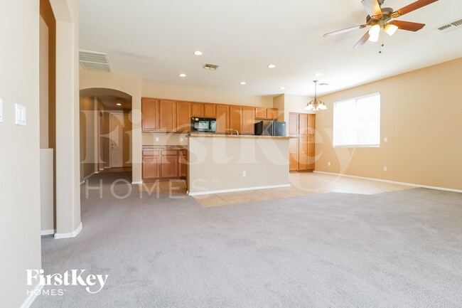 Photo - 7708 S 68th Dr