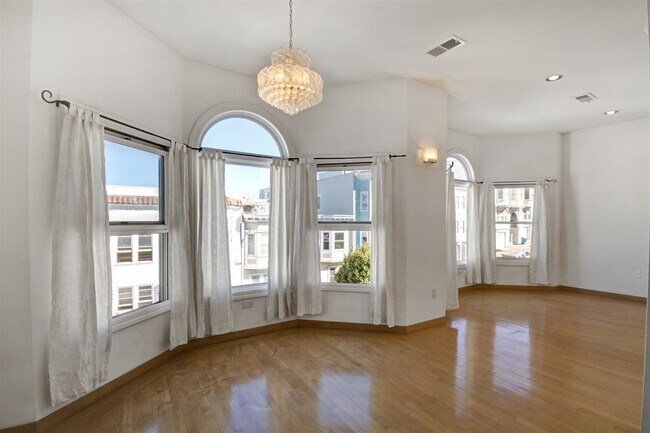 Photo - 671 Greenwich St Apartment Unit 671