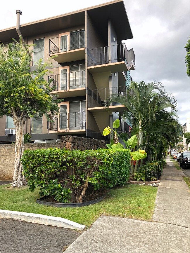 Photo - Kewalo Apartments