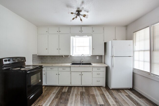 Photo - 3414 24th St Unidad Rear