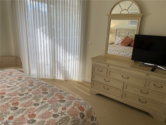 Building Photo - 7709 Pebble Creek Cir Unit 6-304