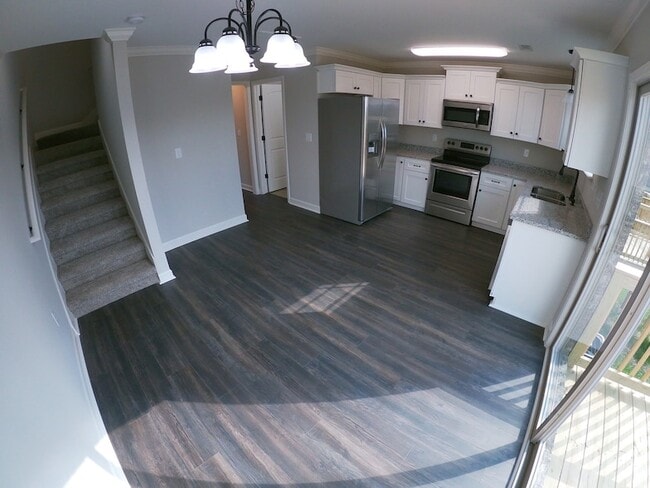 Photo - 213 Hayes St