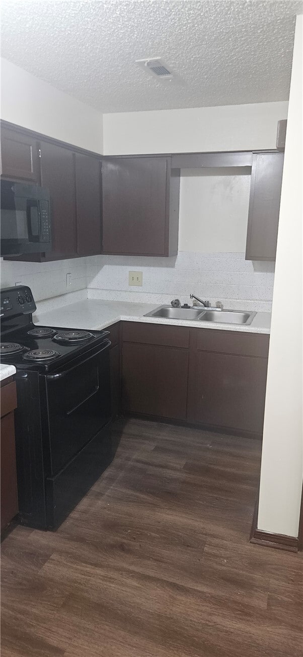 635 Whitham Ave Unit 9