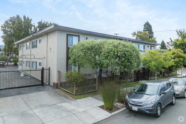 Exterior alternativo - 2249 Bonar St