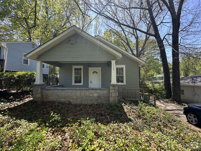 Building Photo - 1727 Pennington Pl SE Rental