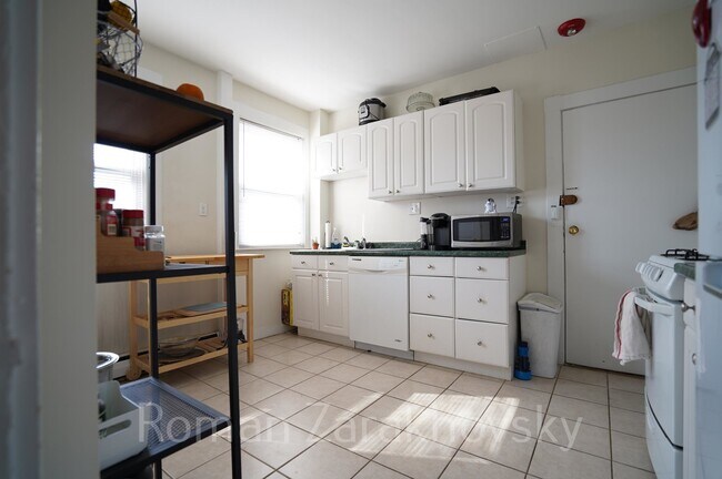 Photo - 5 Ashford Ct Unit 3