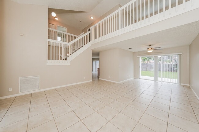 Photo - 7142 Davit Cir