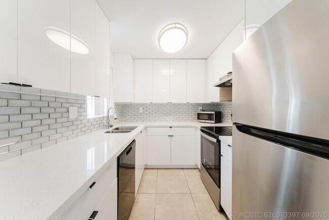Photo - 1220 NW 16th Ave