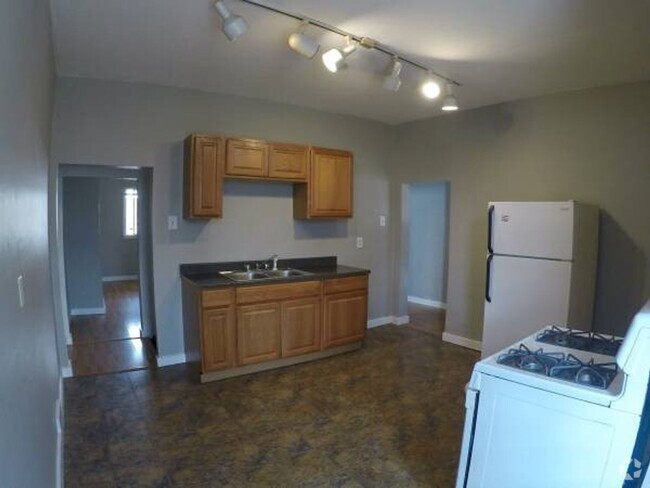 Building Photo - 2 Bedroom Single Family Mt Washington! Rental