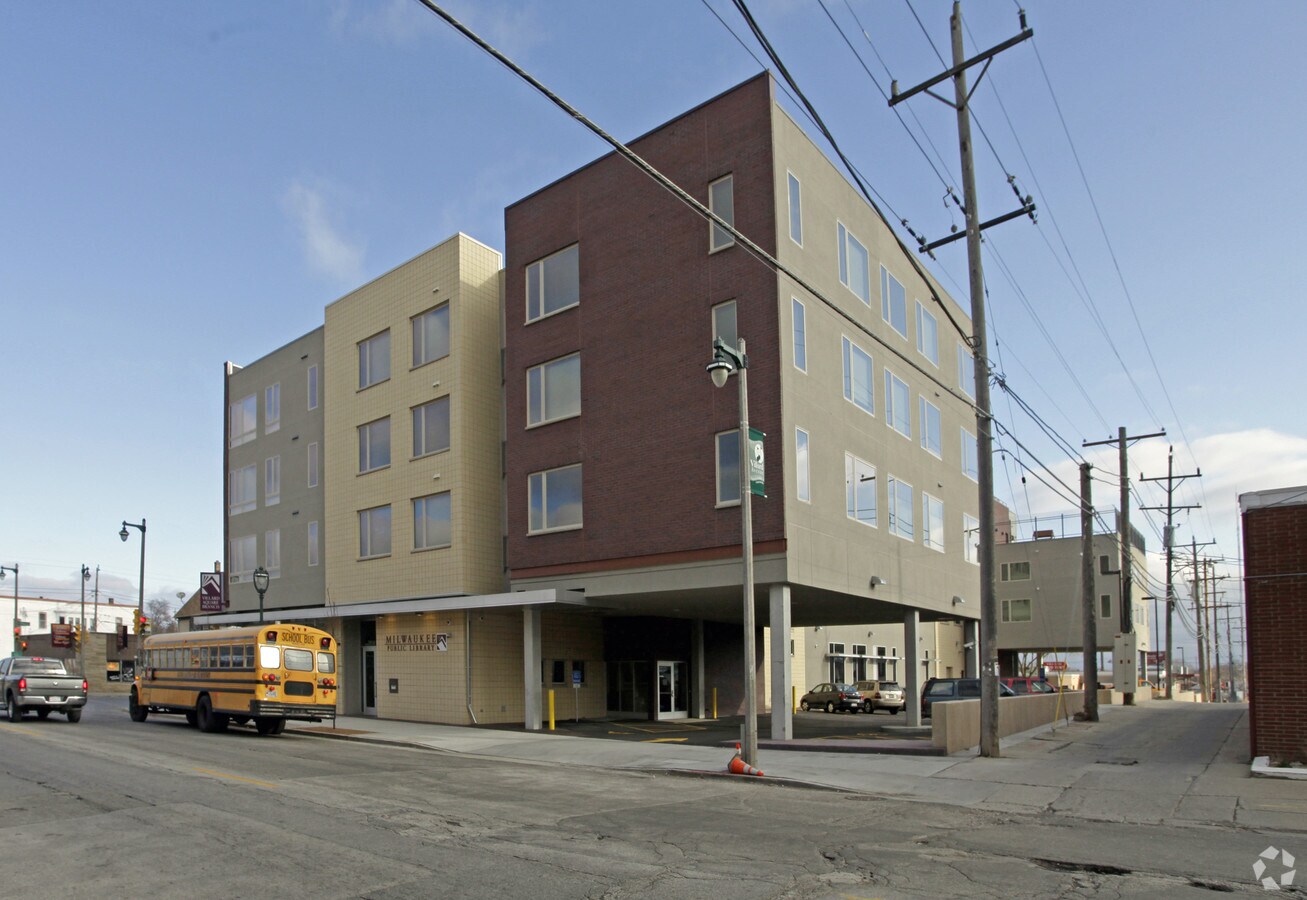 Villard Square Grandfamily - Villard Square Grandfamily