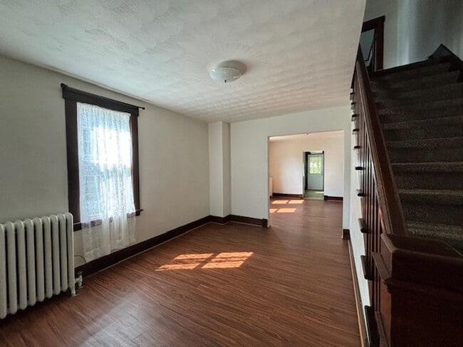 Photo - 1452-1454-1454 Franklin St