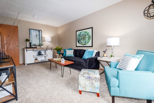 Photo - Woodland Trace