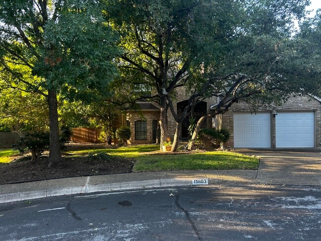 Building Photo - 15603 Rose Cres Rental