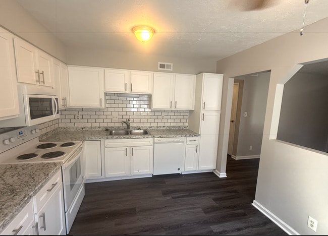 Photo - 4210 Huntington Ave Unit 4210 Huntington Ave #3