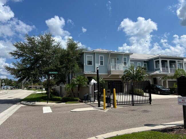 Longwood Townhouse