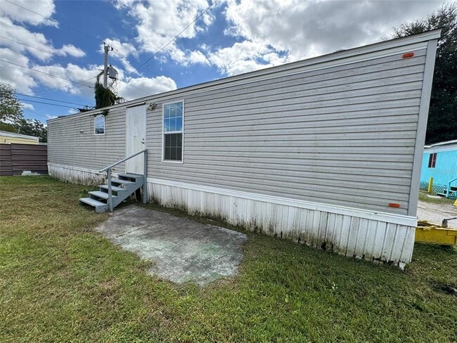 Photo - 5600 New Tampa Hwy
