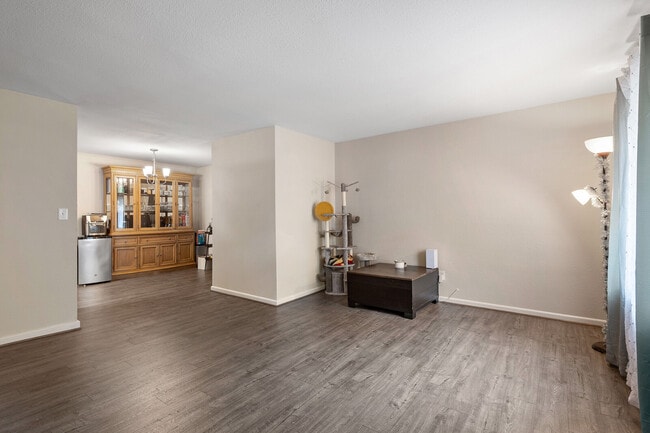 Photo - 222 Belray Dr