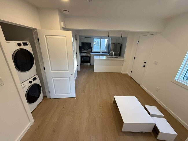 Photo - 7049 Fane Rd