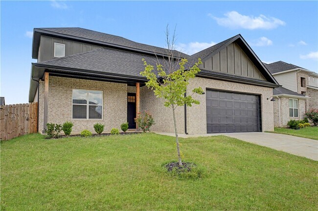 Photo - 1081 Mammoth St