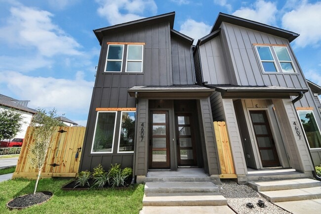 Building Photo - 4607 Gunter St Unit B