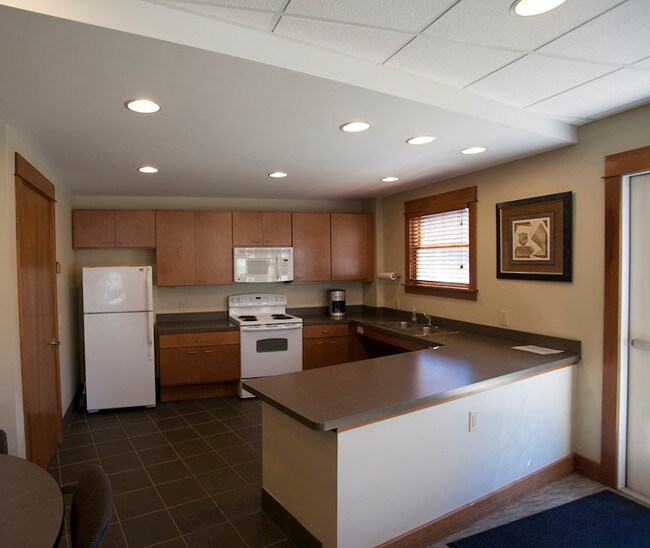 Reddington Pines Apartments For Rent in Newark, OH