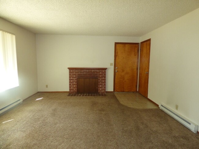 Photo - 1375-1377 Franklin St NW Salem, OR 97304 Unidad 1375