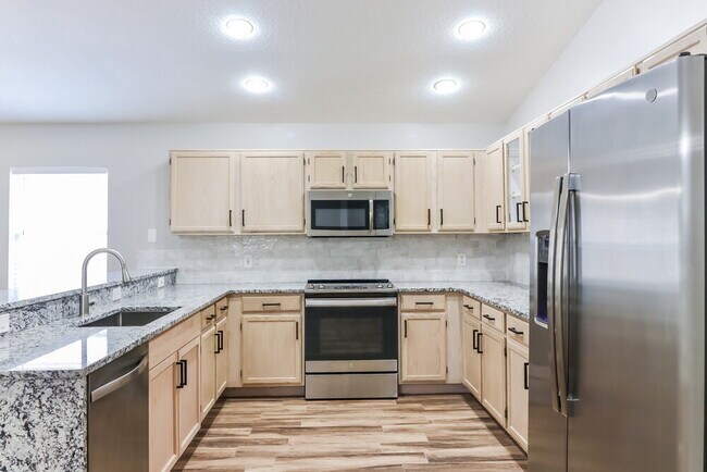 Photo - 1318 Brahma Dr