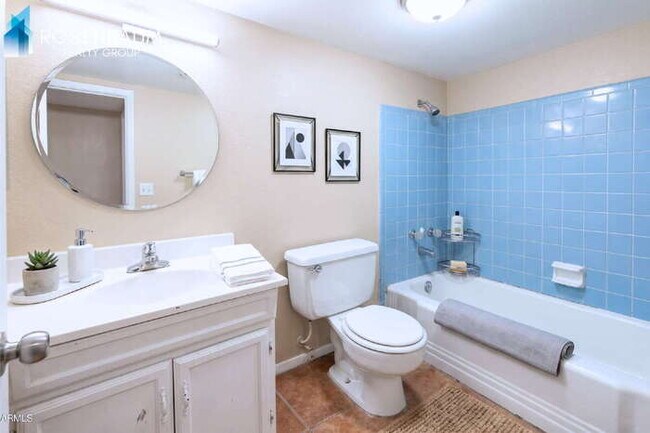 Photo - 26 W 6th Pl Unit 1