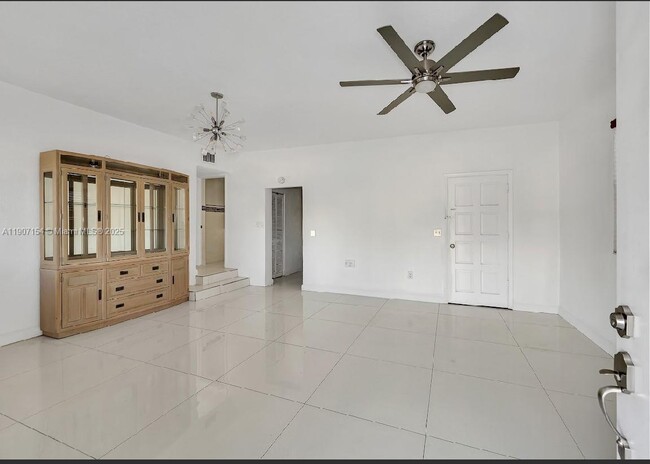 Photo - 2902 NW 11th St Unit 2B