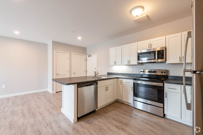 The Residences at 540 Chestnut - The Residences at 540 Chestnut Apartments