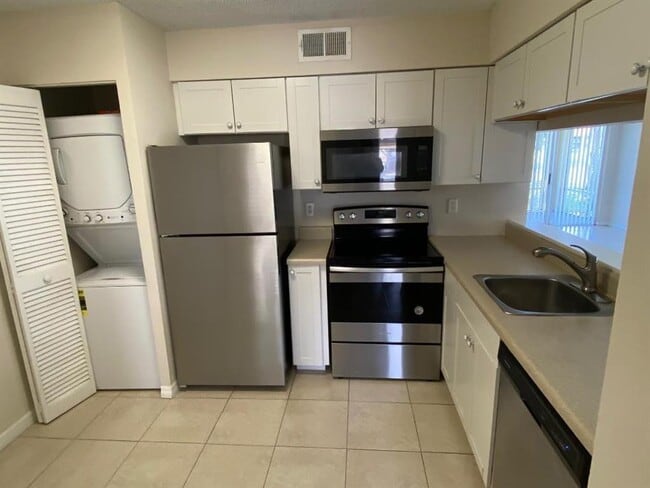 Photo - 7108 Glenmoor Dr Unidad 7108
