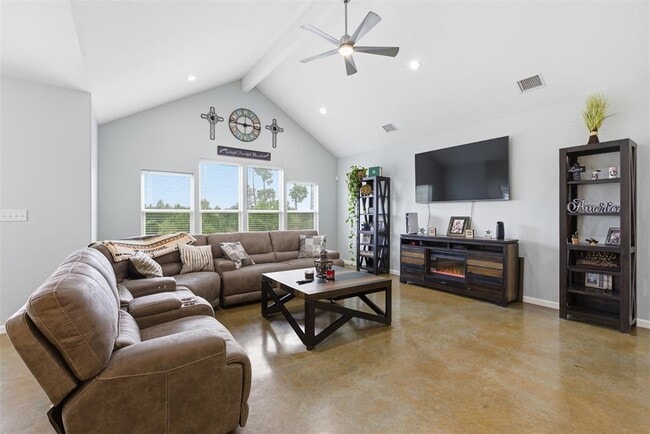 Photo - 152 Spring Hollow Trail