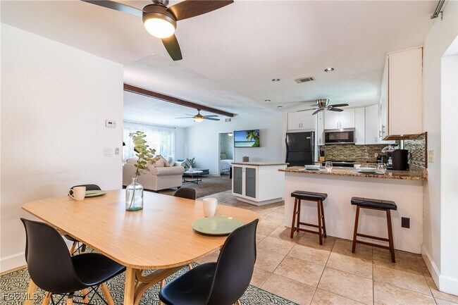 Photo - 542 SE 33rd Terrace