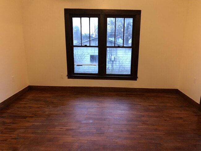 Photo - 3725 Edison Ave