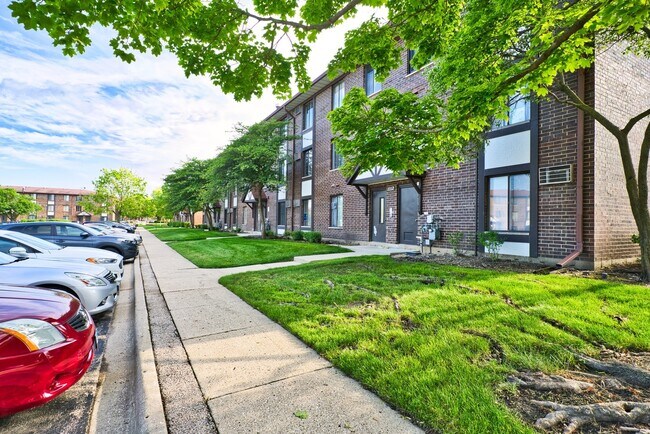 1012 Centurion Ln