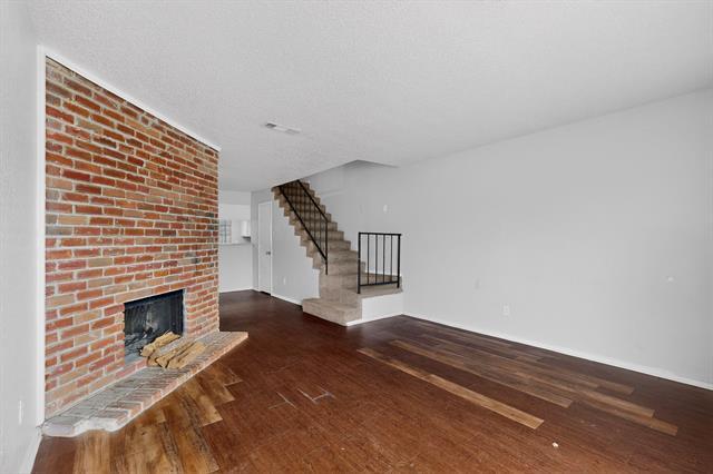 Photo - 9467 Olde Towne Row