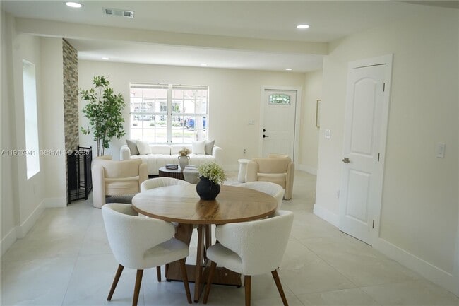 Photo - 6236 SW 11th St