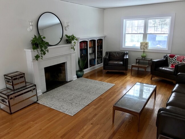 Photo - 8307 Greenwood Ave