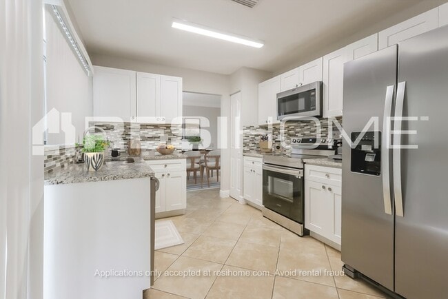 Photo - 9940 Spanish Isles Dr
