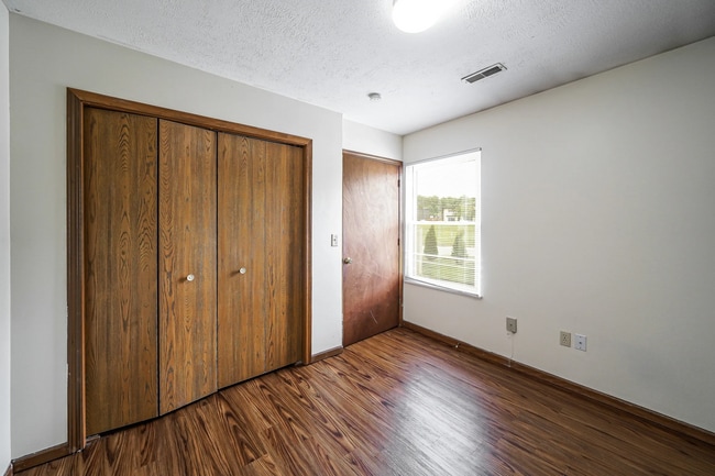 Photo - 1531 Whitehall Blvd