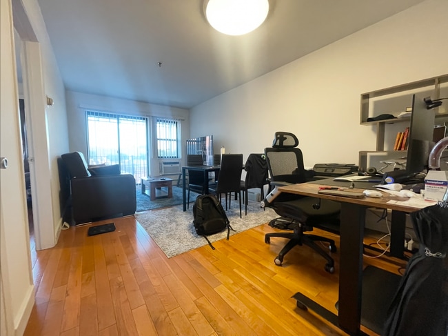 Photo - 3434 10th St Unidad 1