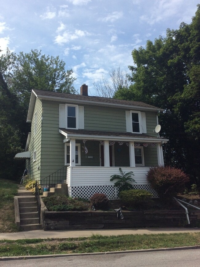 STRUTHERS 3 BEDROOM/1 BATH - STRUTHERS 3 BEDROOM/1 BATH House