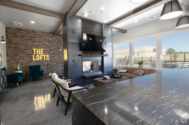 The Lofts on Broadway - The Lofts on Broadway