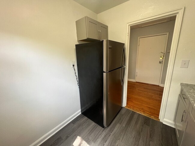 151 South Munn Ave
