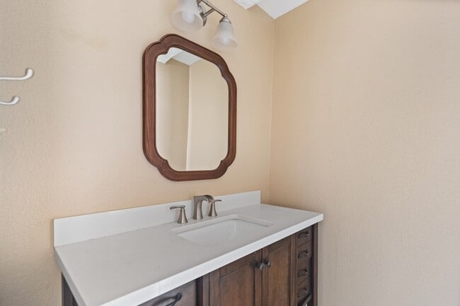 Photo - 791 W Prentice Ave