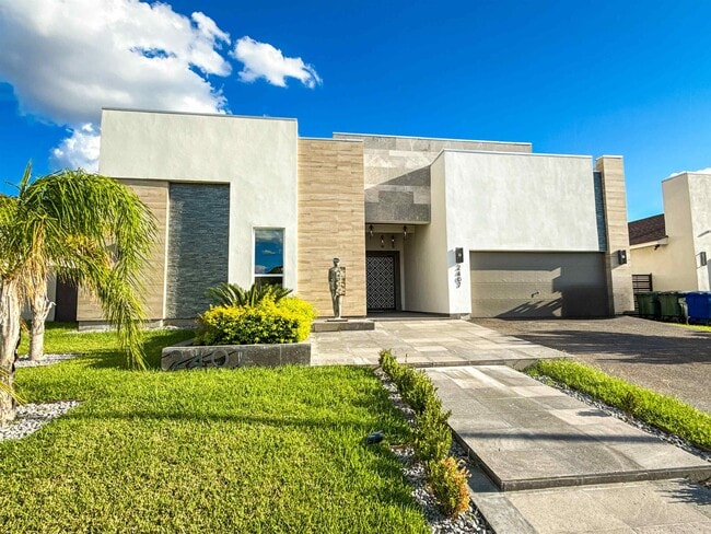 Building Photo - 2407 Norman Mailer Dr