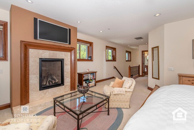 Photo - Stunning 3 Bedroom / 3 Bathroom Home Surrounded by Vineyards & Breathtaking Views